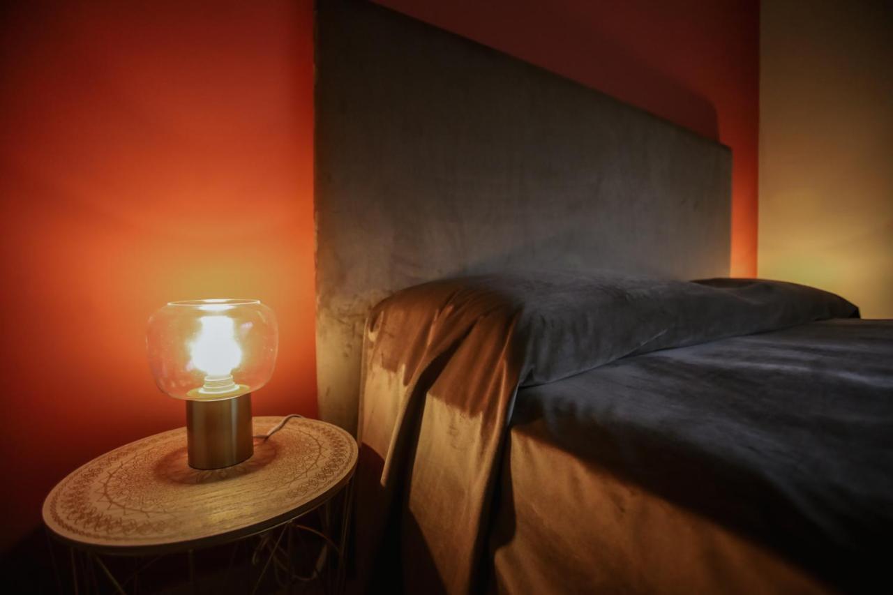 Ca'Du Lin - Jacuzzi Bed & Breakfast Cisterna dʼAsti Dış mekan fotoğraf