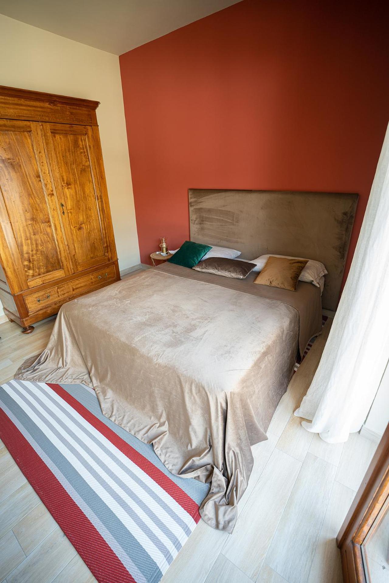 Ca'Du Lin - Jacuzzi Bed & Breakfast Cisterna dʼAsti Dış mekan fotoğraf